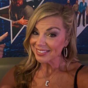 Meet your Posher, Julie